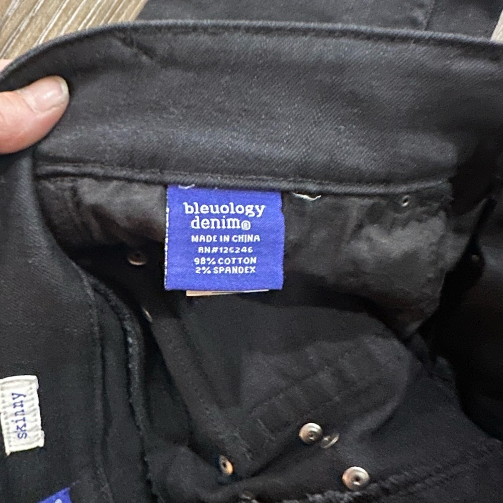 Bleuology RARE Skinny Jeans - Picture 12 of 16